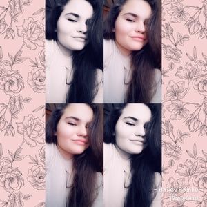 Meet your Posher, Hailey